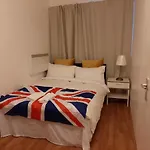 Al Iram guest House London E1